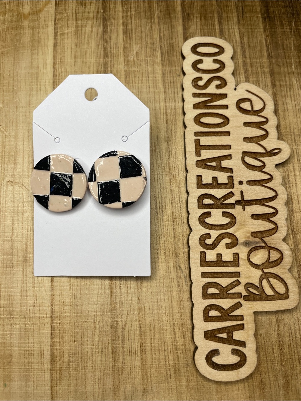 Round Checkerboard Stud Earrings in White and Black